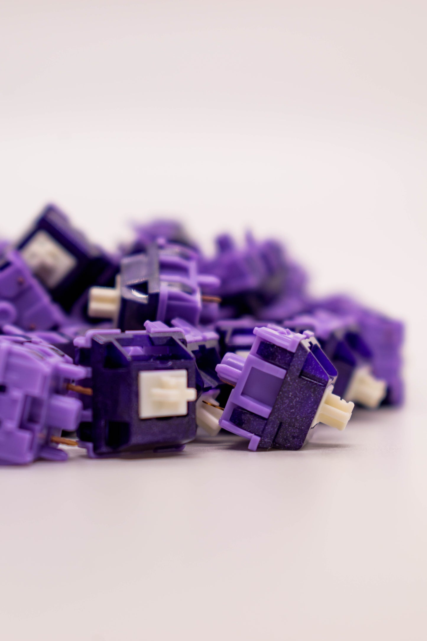 Duhuk Bitter Tea v2 Суичове за Механична Клавиатура 63.5g (70 броя) - TypeHero