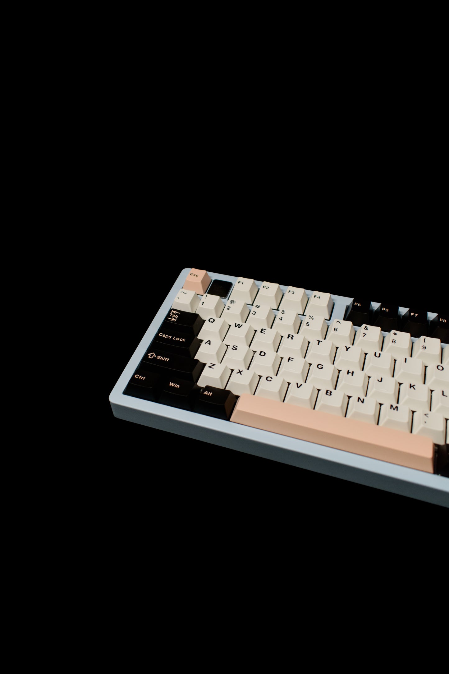 Leobog HI75 75% Компактна Алуминиева Механична Клавиатура с Линейни Суичове Gateron White Pro (Custom Built) - TypeHero