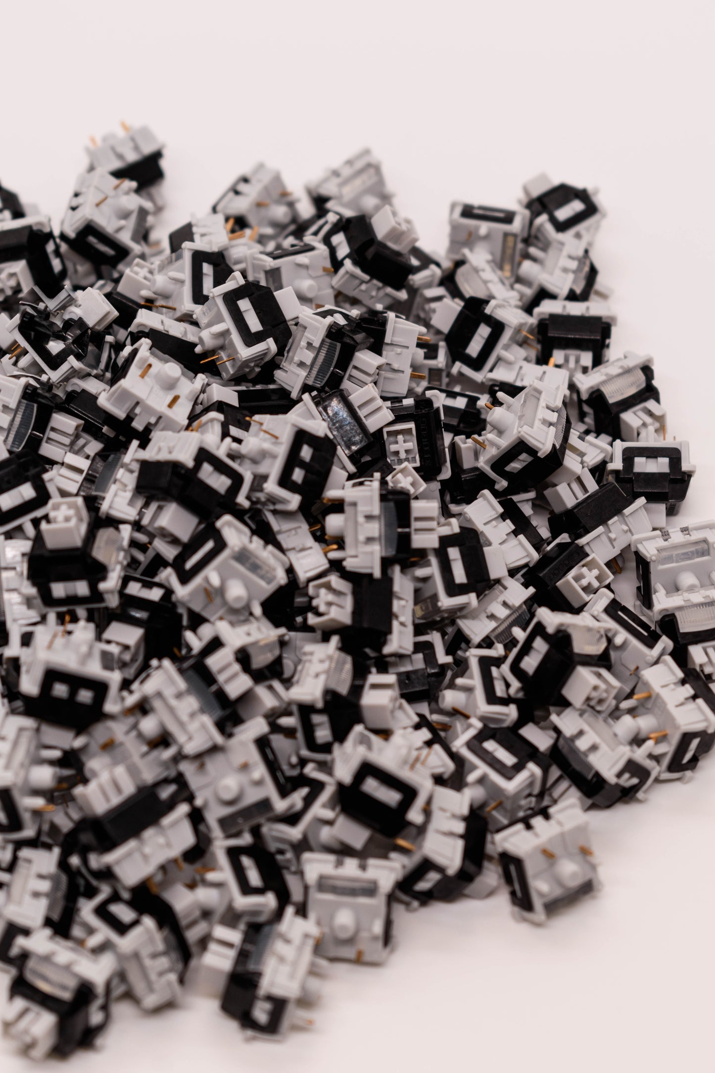 Leobog Graywood v4 Суичове за Механична Клавиатура 5-pin (10 броя) - TypeHero