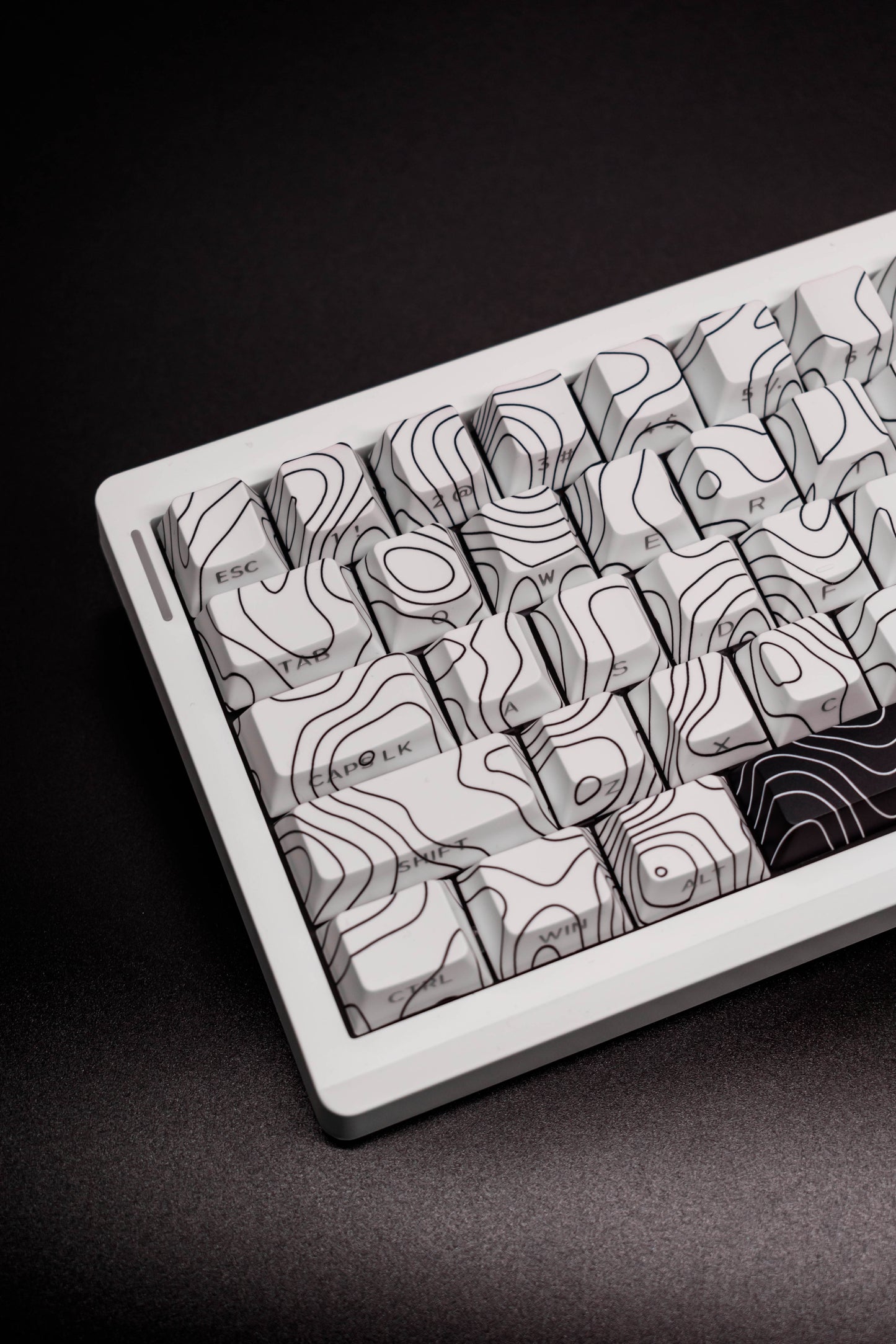 GMK61 60% Механична Клавиатура Комплект (Сглоби си сам) - TypeHero