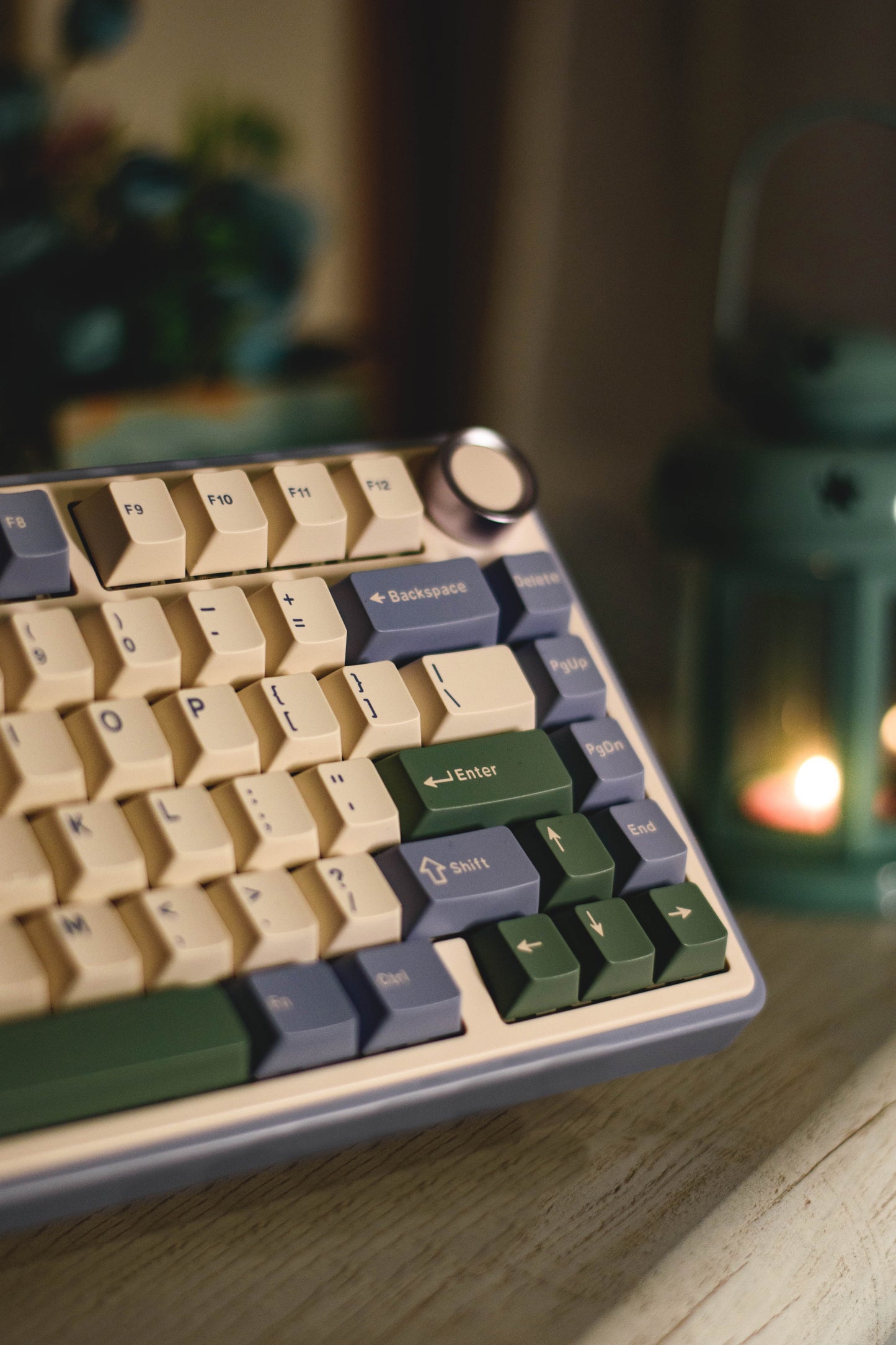 Aula F75 75% Механична Клавиатура с Копче за Регулиране на Звука (Pre-Built) - TypeHero