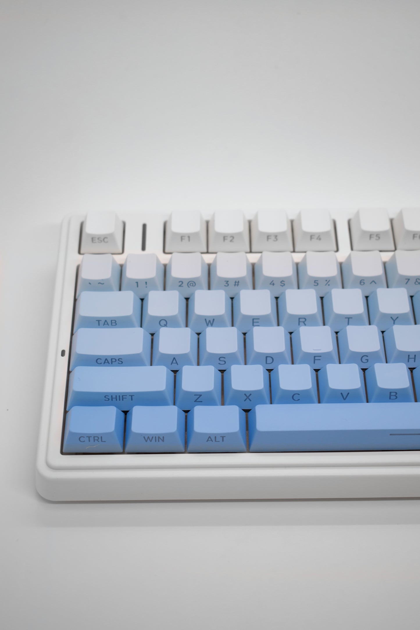 Aula F75 75% Mechanical Keyboard with Volume Control Knob (Pre-Built)