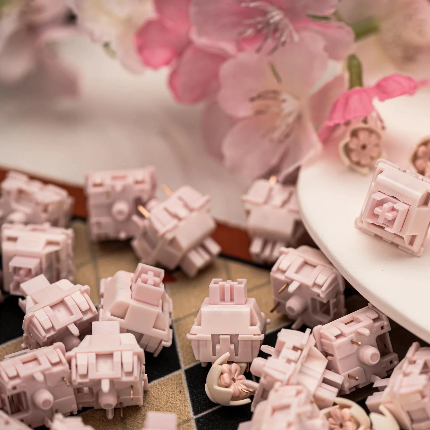 Huano Sakura Switches Linear Линейни Суичове за Механична Клавиатура (10 броя) - TypeHero