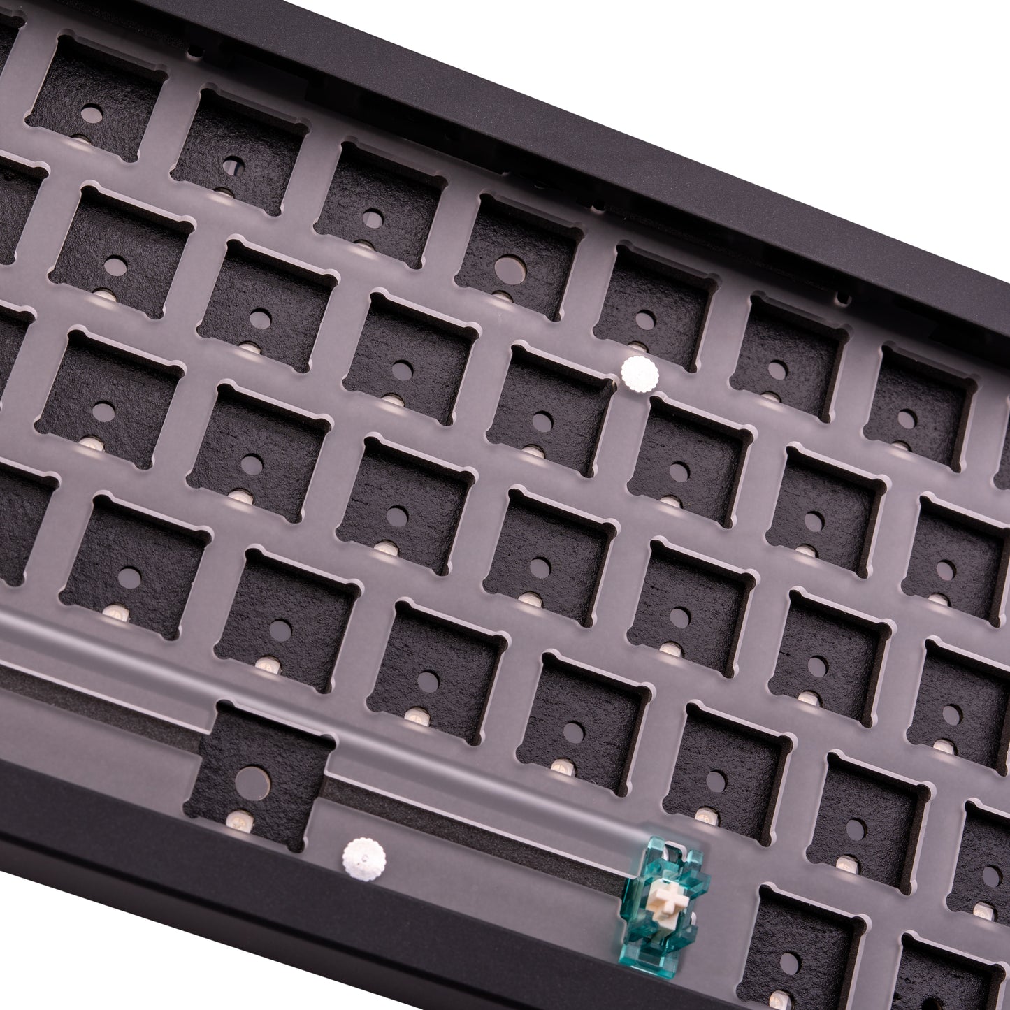 GMK67-S, 65% Компактна Механична Клавиатура с LCD Екран (VIA/QMK) - TypeHero