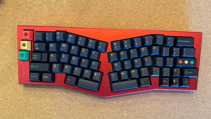 TypeHero Crimson Alice 65% Клавиатура (VIA)