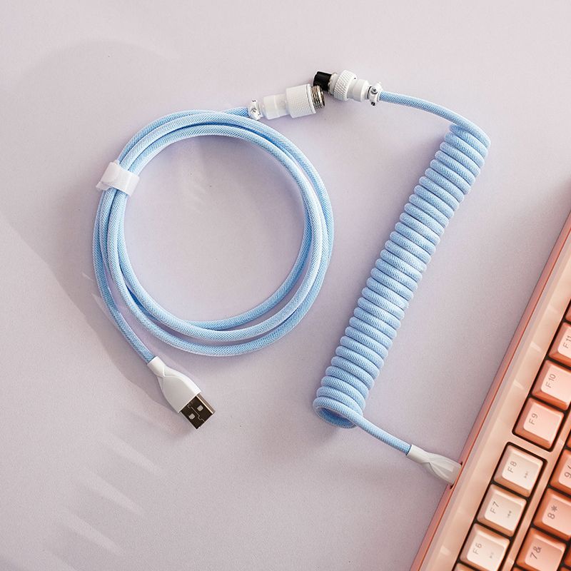 TypeHero Premium Coiled Навит Авиаторен Кабел USB-A към USB-C - TypeHero