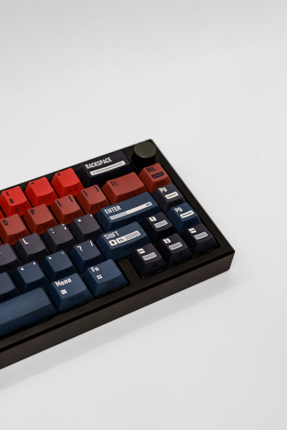 Blue vs Red LMK66 – Custom Алуминиева Механична Клавиатура 66 Клавиша (Gateron Milky Yellow G Pro Linear Switches)