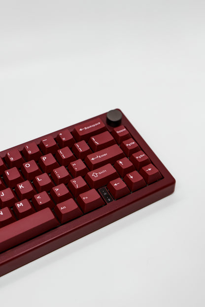 Blood Sacrifice GMK67 – Custom Механична Клавиатура с Volume Knob и Gateron Cap Linear Суичове