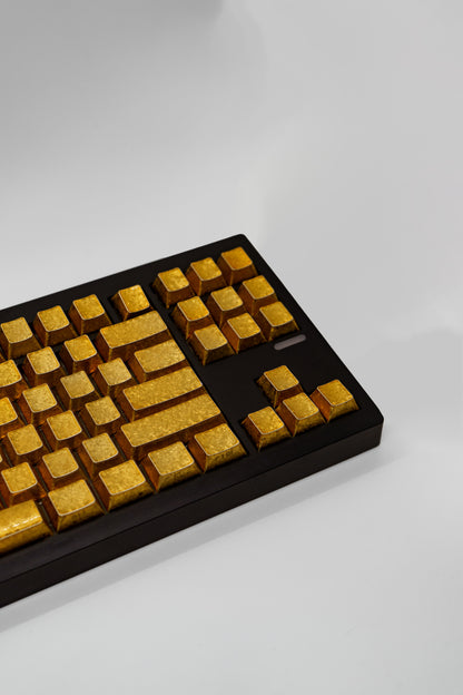 TypeHero Bling Edition GMK87 L – Механична Клавиатура с Clicky Blue Суичове