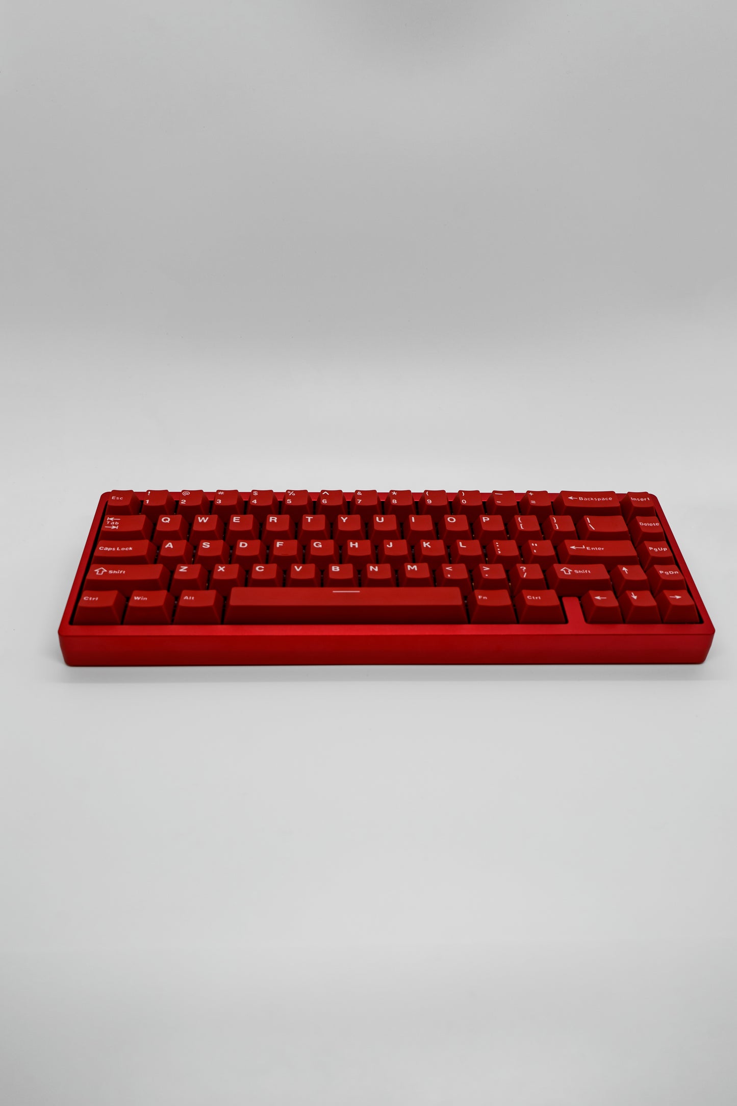 Scarlet Witch Lucky65 v2 65% Компактна Алуминиева Механична Клавиатура Къстъм Сглобка (Custom Built) (VIA)