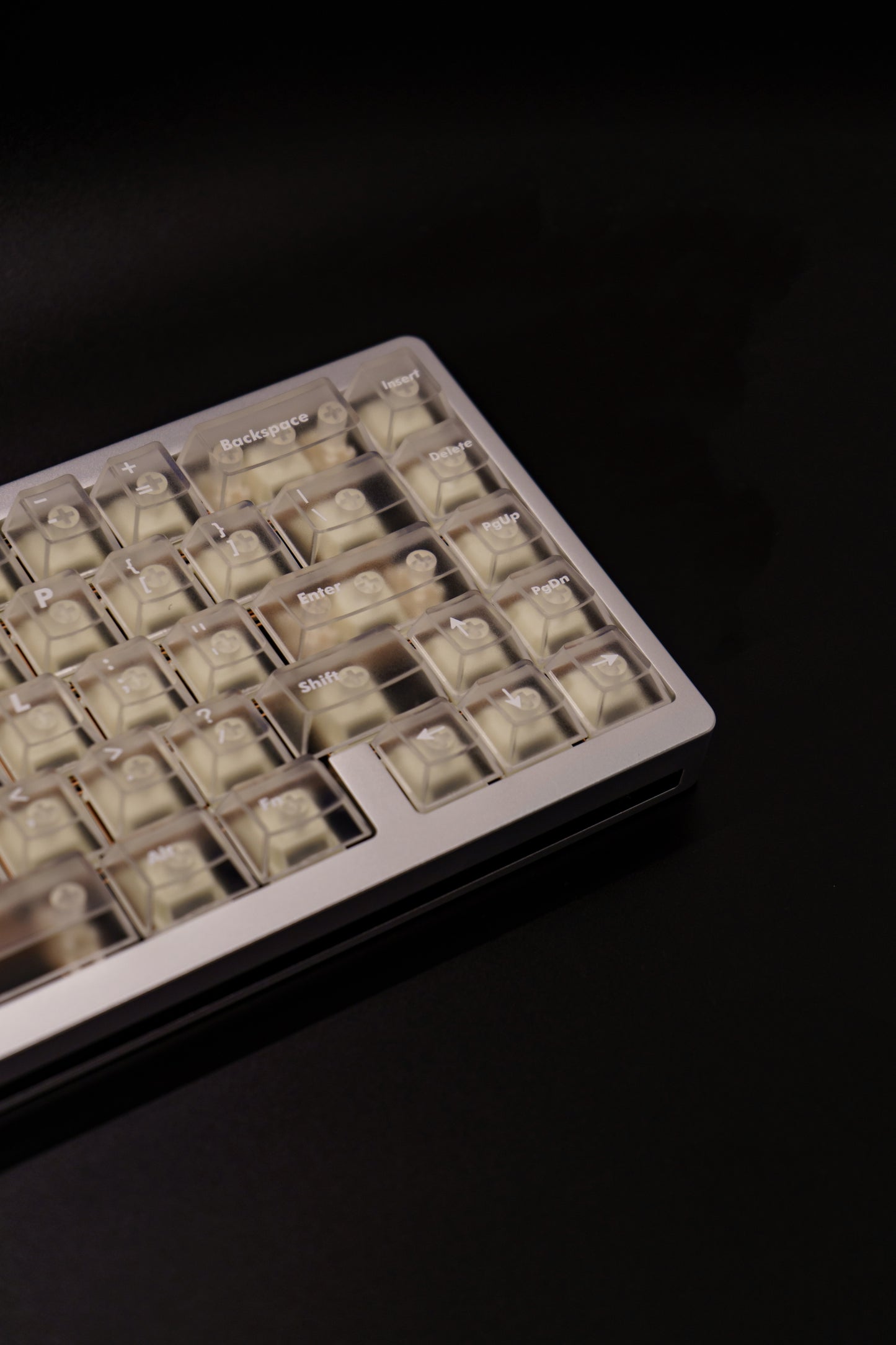 SpaceStation Nut65 65% Алуминиева Механична Клавиатура