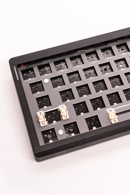 GMK61 60% Компактна Механична Основа за Клавиатура (Barebones) - TypeHero