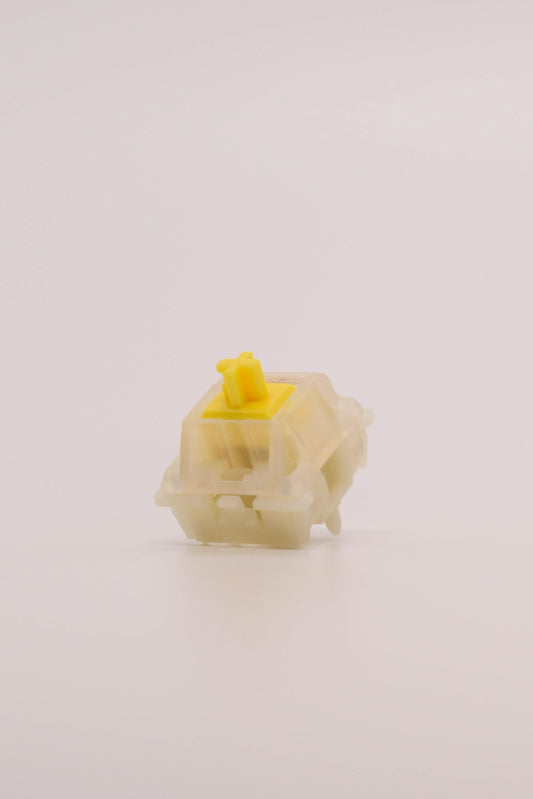 Gateron G Pro Milky Yellow (кутия х35 броя) Суичове за Механична Клавиатура 5-pin - TypeHero