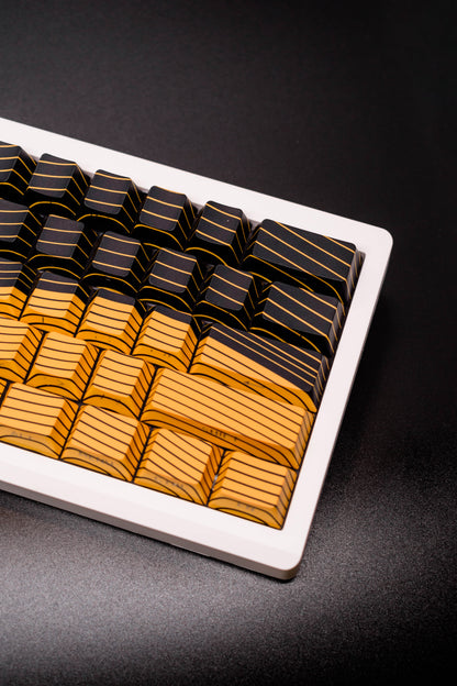 GMK61 60% Механична Клавиатура TypeHero Edition Комплект (Сглоби си сам) - TypeHero