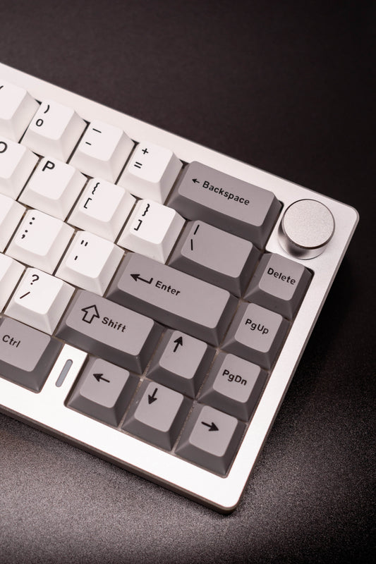 Yunzii AL68 Aluminum Mechanical Keyboard 65% Pre-Built with Volume Control Knob and Mechanical Linear Switches (VIA/QMK) (Pre-Built)