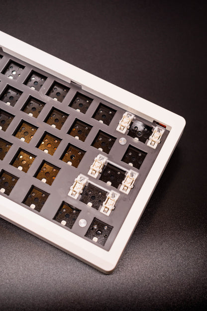 GMK61 60% Компактна Механична Основа за Клавиатура (Barebones) - TypeHero
