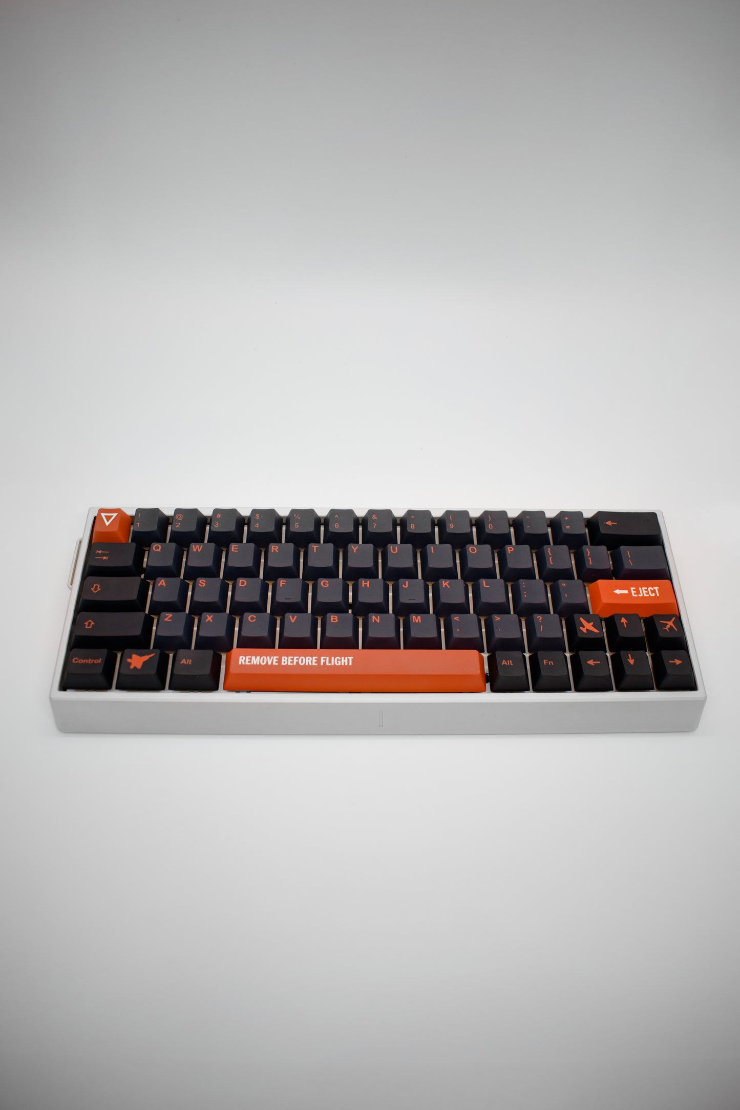 Stealth Fighter Jet 60% Fully Custom Keyboard 64 Keys Aluminum Механична Клавиатура с 64 Клавиша Изцяло Къстъм Сглобка (Custom Built)