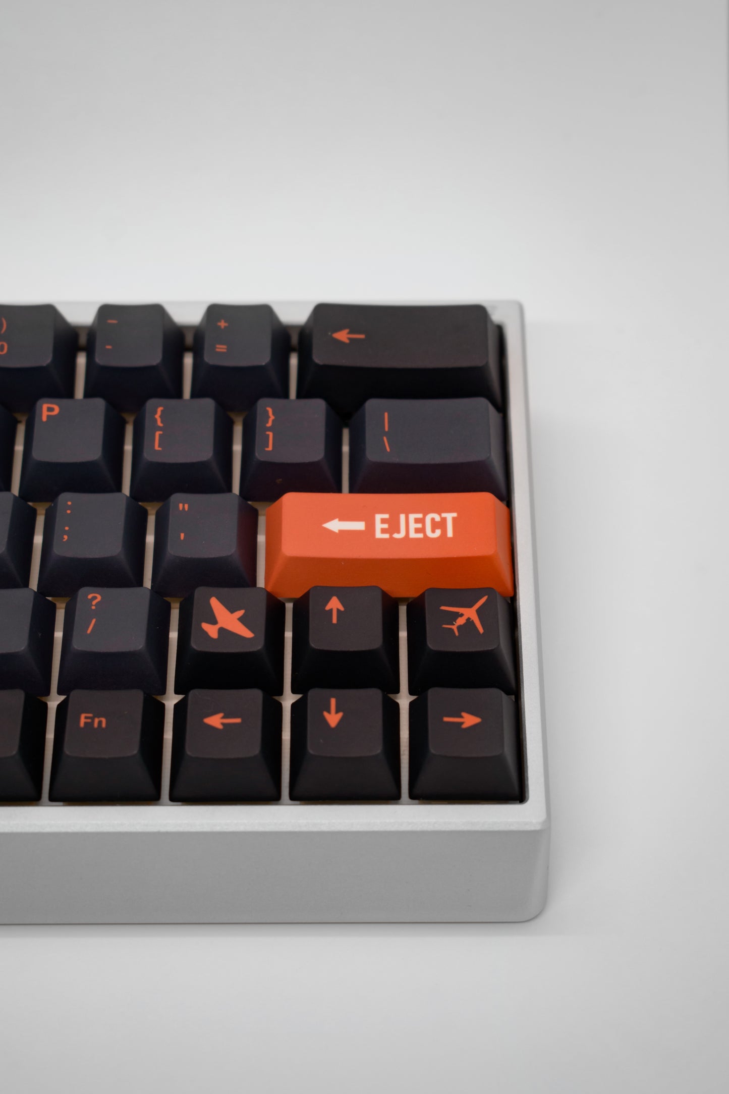 Stealth Fighter Jet 60% Fully Custom Keyboard 64 Keys Aluminum Механична Клавиатура с 64 Клавиша Изцяло Къстъм Сглобка (Custom Built)