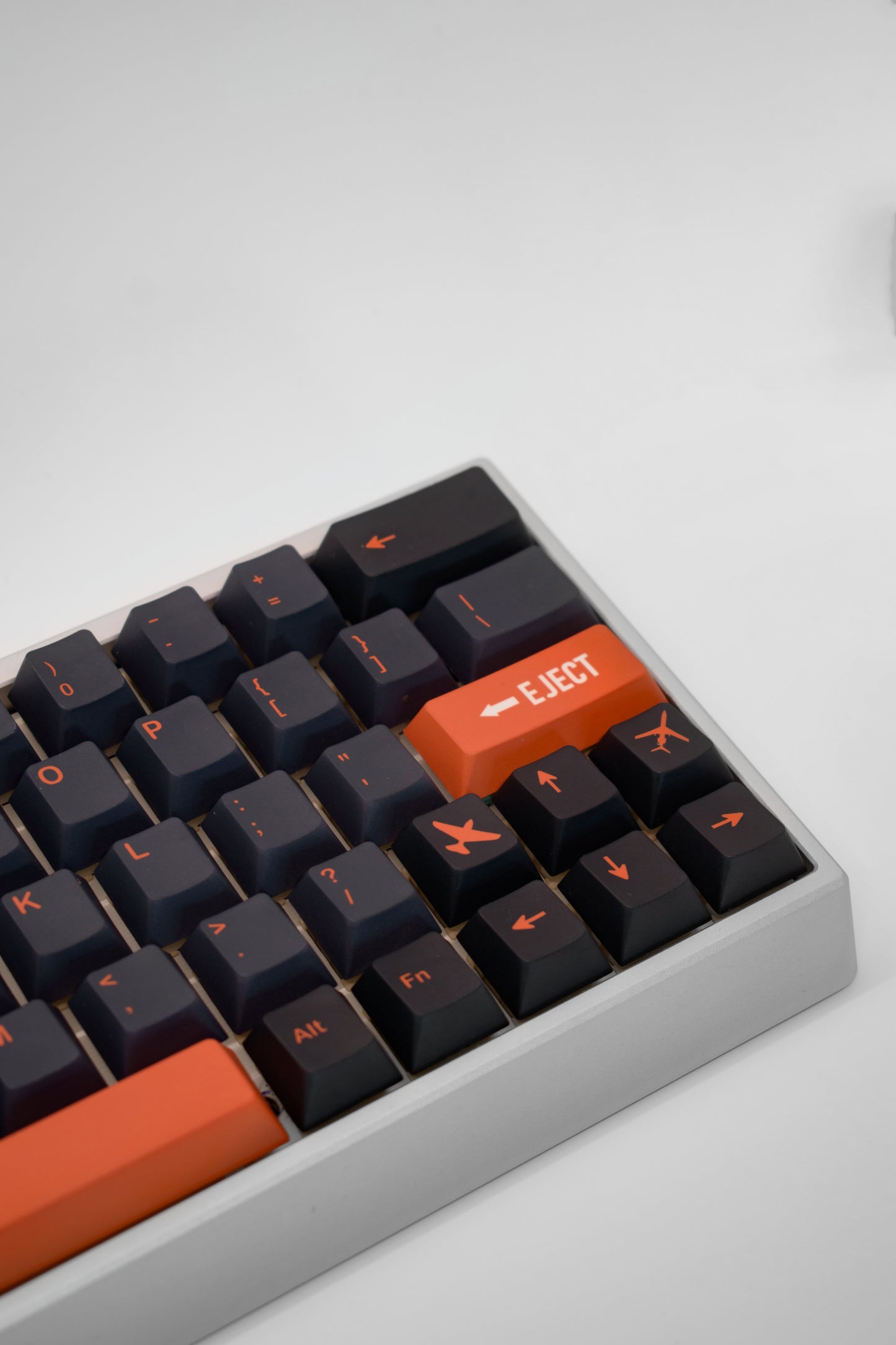 Stealth Fighter Jet 60% Fully Custom Keyboard 64 Keys Aluminum Механична Клавиатура с 64 Клавиша Изцяло Къстъм Сглобка (Custom Built)