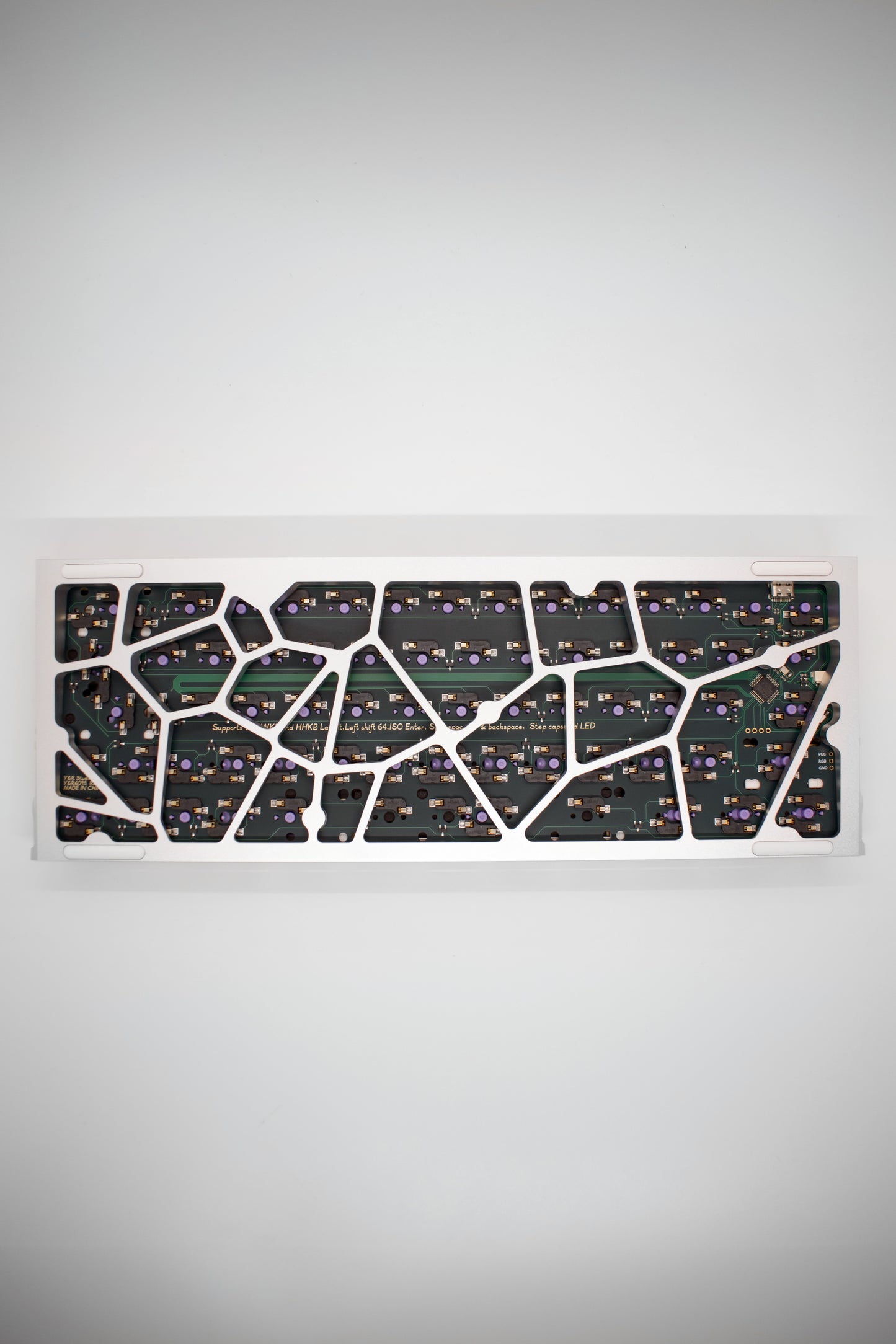 Moon Walker 60% 64 Keys Fully Custom Built Aluminum Mechanical Keyboard Изцяло Къстъм Сглобена Механична Алуминиева Клавиатура (Custom Built)