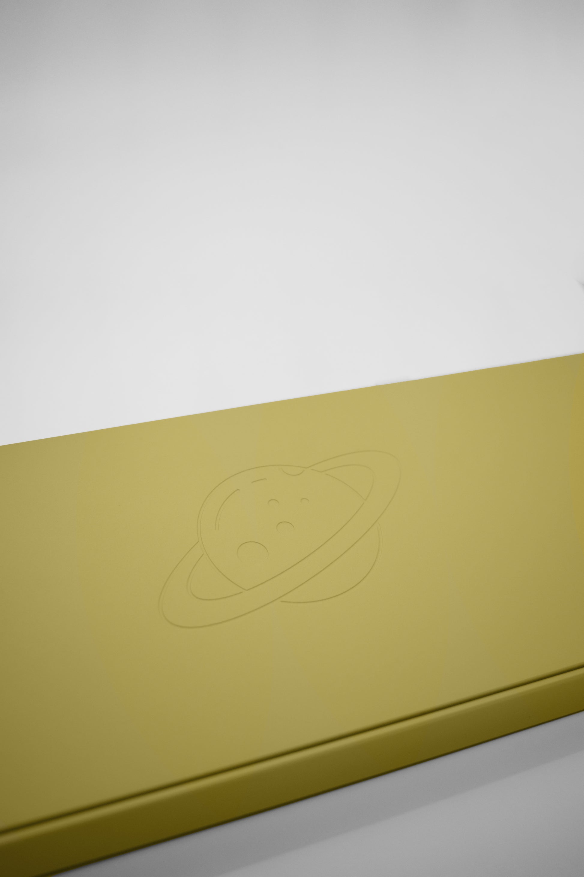 Leobog HI75C Pro, 75% Компактна Алуминиева Механична Клавиатура с Алуминиево Копче за Регулиране на Силата на Звука (Barebones) - TypeHero