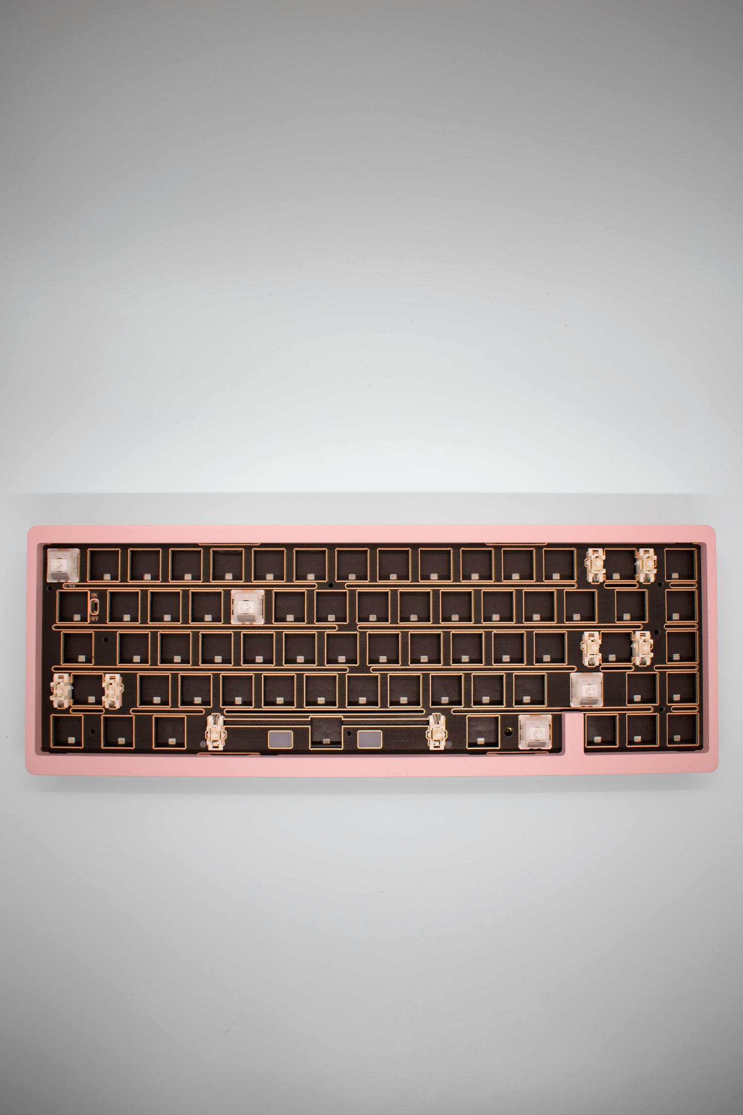 Nut65 65% Aluminum Mechanical Keyboard Kit Алуминиева Клавиатура (Barebones) - TypeHero