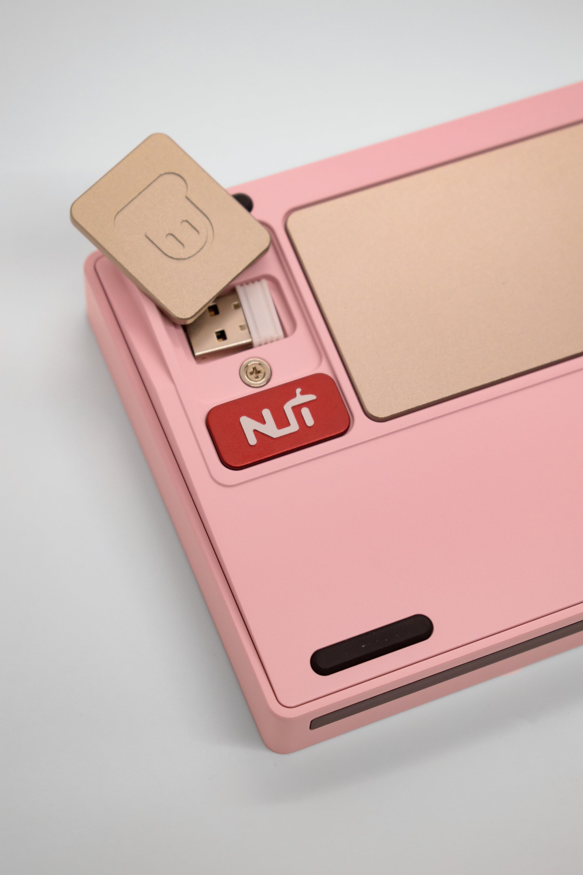 Nut65 65% Aluminum Mechanical Keyboard Kit Алуминиева Клавиатура (Barebones) - TypeHero