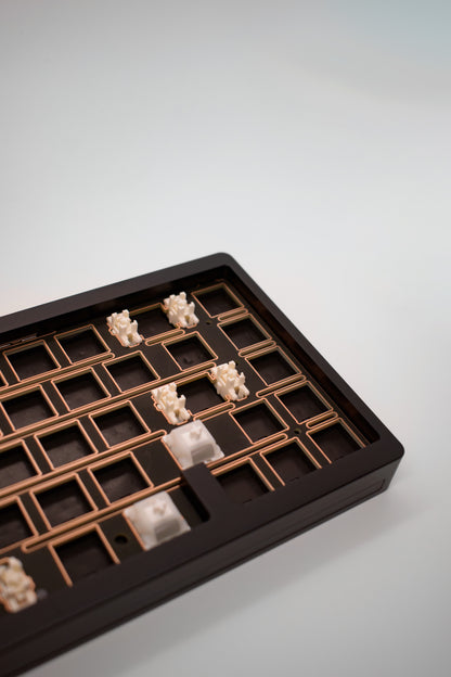 Nut65 65% Aluminum Mechanical Keyboard Kit Алуминиева Клавиатура (Barebones) - TypeHero