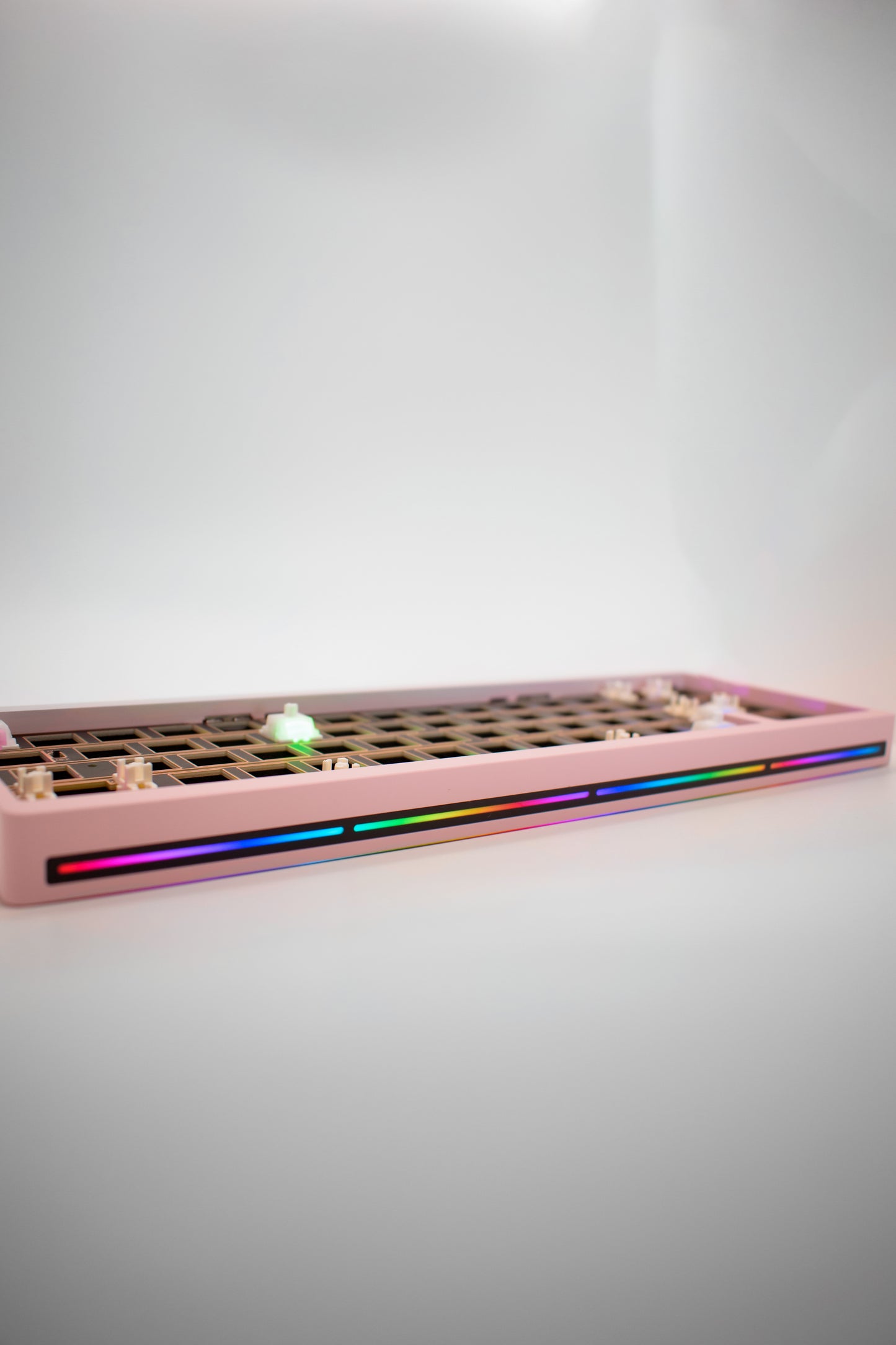 Nut65 65% Aluminum Mechanical Keyboard Kit Алуминиева Клавиатура (Barebones) - TypeHero