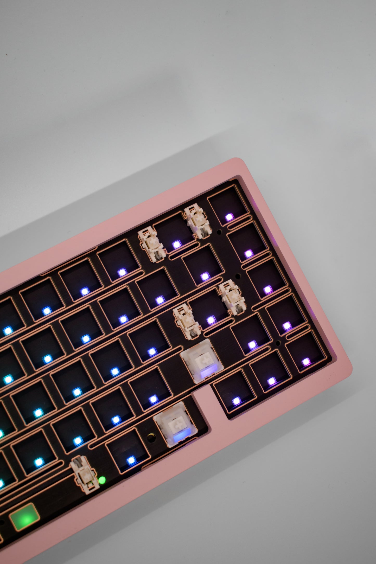 Nut65 65% Aluminum Mechanical Keyboard Kit Алуминиева Клавиатура (Barebones) - TypeHero