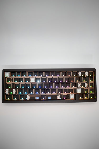 Nut65 65% Aluminum Mechanical Keyboard Kit Алуминиева Клавиатура (Barebones) - TypeHero