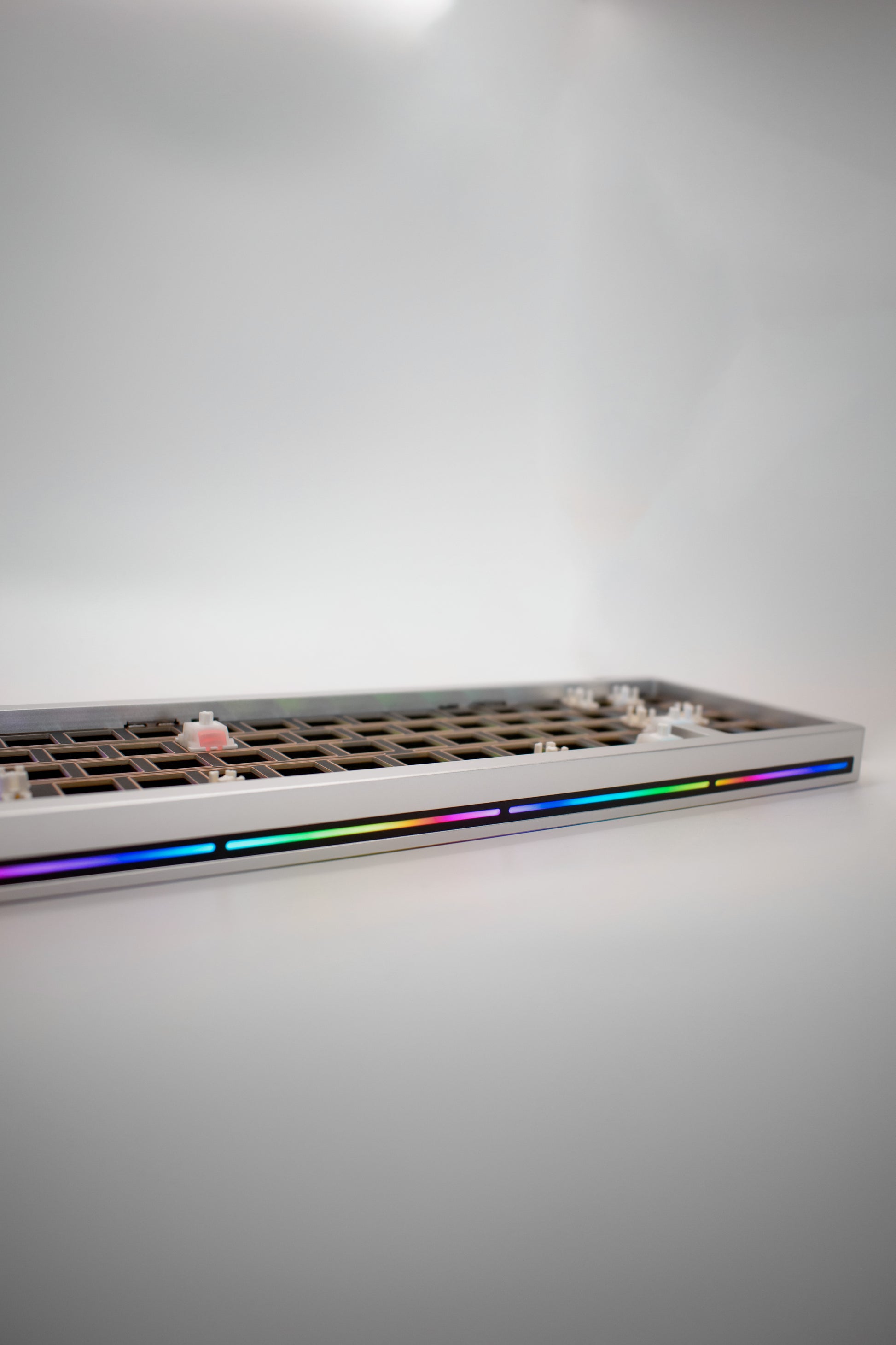Nut65 65% Aluminum Mechanical Keyboard Kit Алуминиева Клавиатура (Barebones) - TypeHero