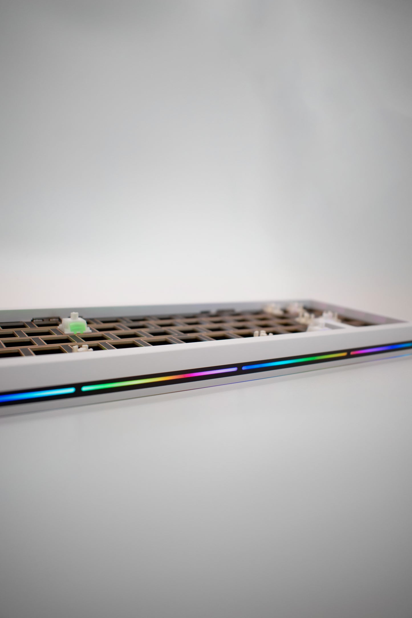 Nut65 65% Aluminum Mechanical Keyboard Kit Алуминиева Клавиатура (Barebones) - TypeHero