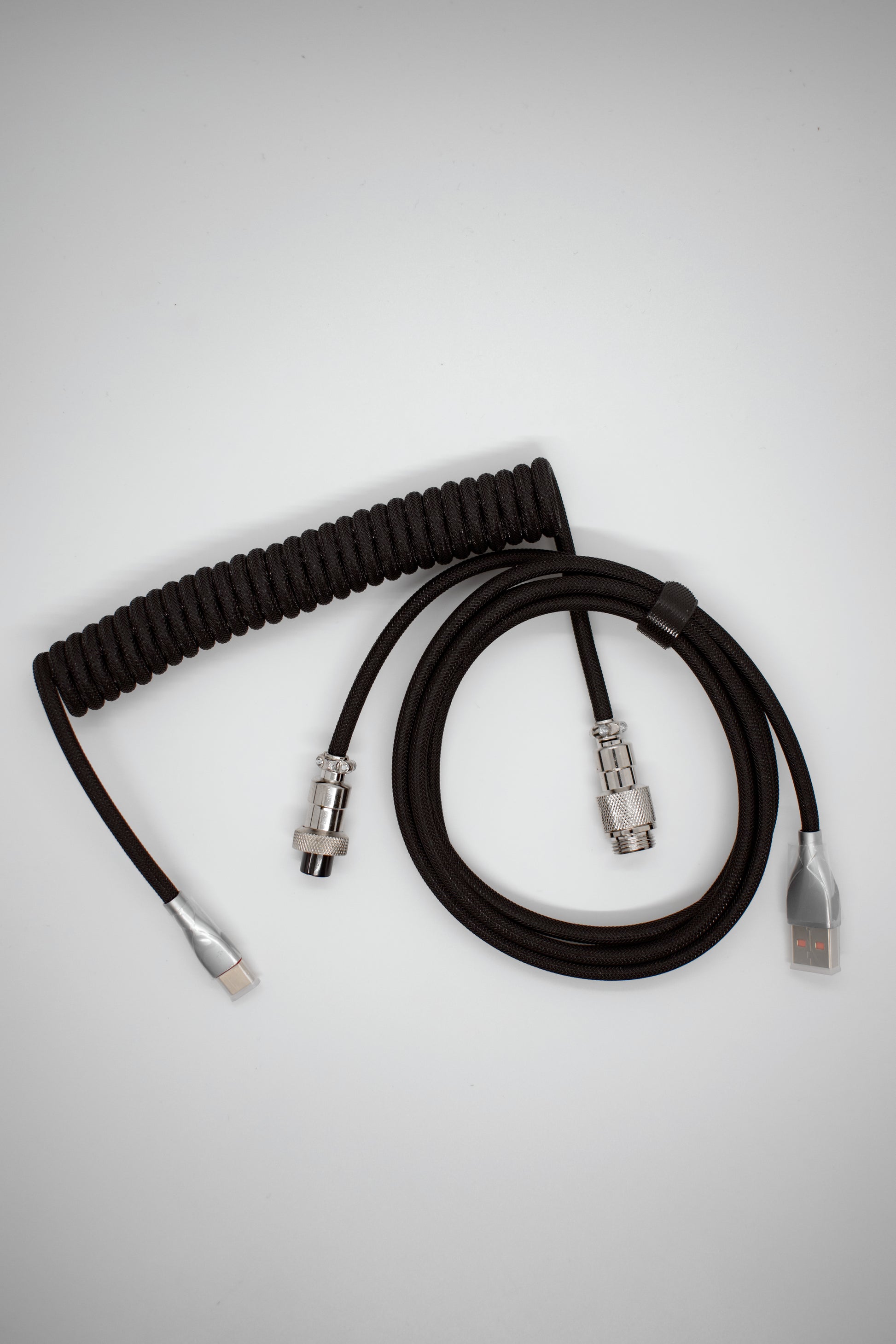 TypeHero Premium Coiled Навит Авиаторен Кабел USB-A към USB-C - TypeHero