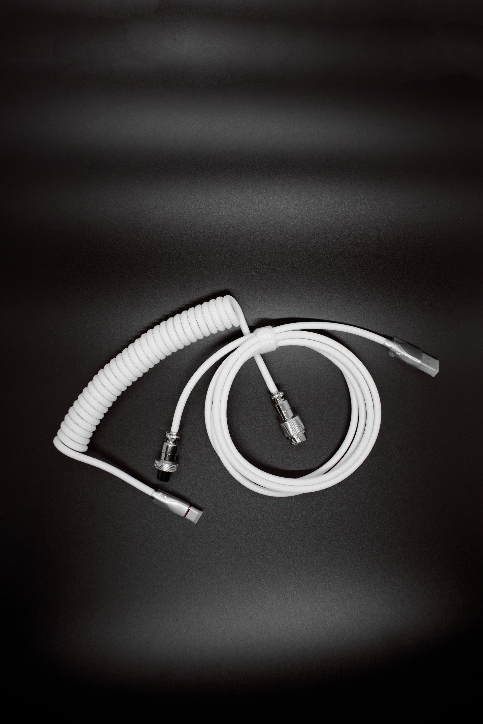 TypeHero Premium Coiled Навит Авиаторен Кабел USB-A към USB-C - TypeHero