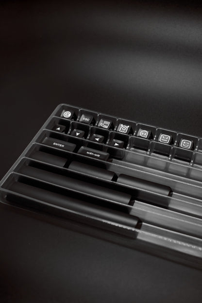 Black on White SA Profile Keycaps Капачки за Механична Клавиатура - TypeHero