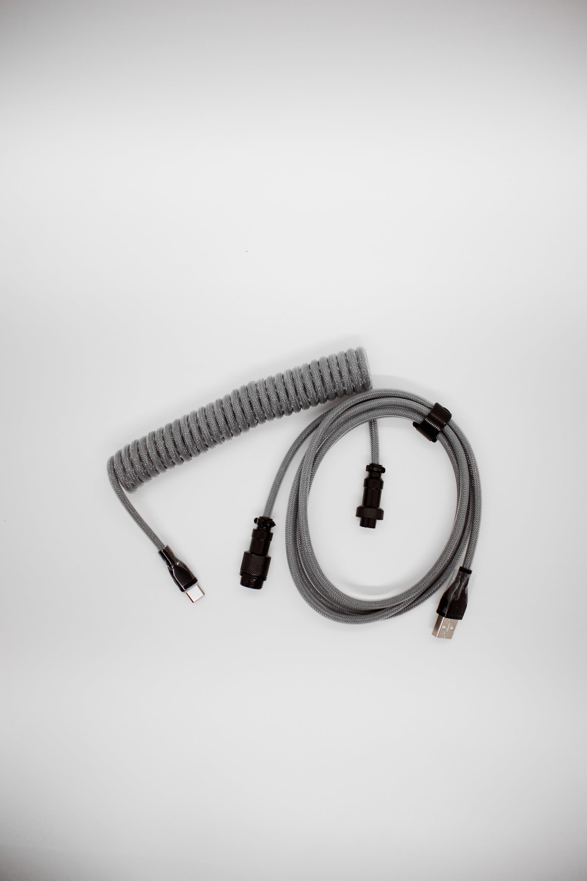 TypeHero Premium Coiled Навит Авиаторен Кабел USB-A към USB-C - TypeHero