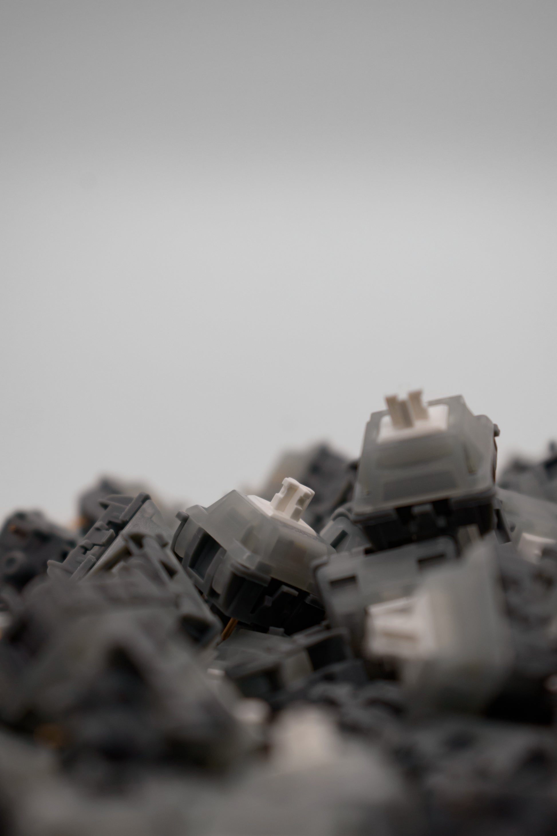 Gateron Everfree Grayish Tactile Switch Суичове за Механична Клавиатура Тактилни (10 броя) - TypeHero