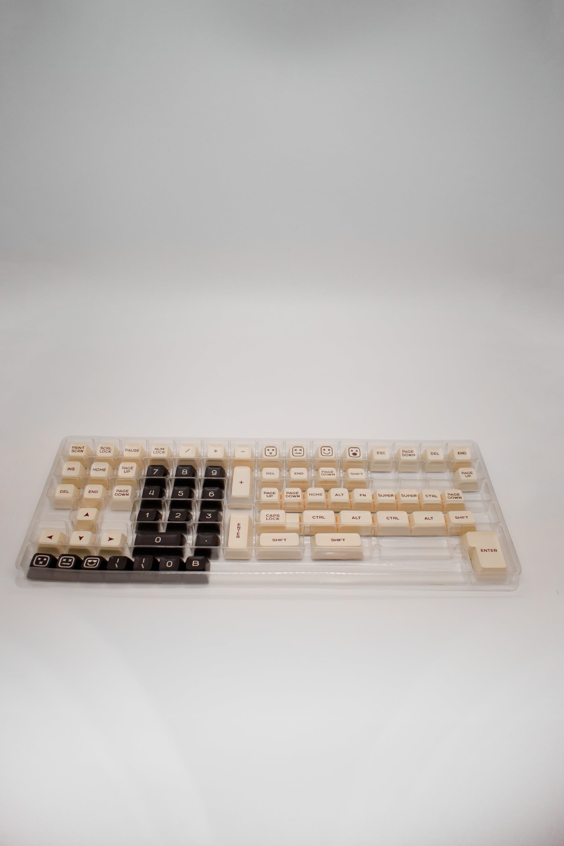 Rome SA Profile Keycaps Капачки за Механична Клавиатура - TypeHero