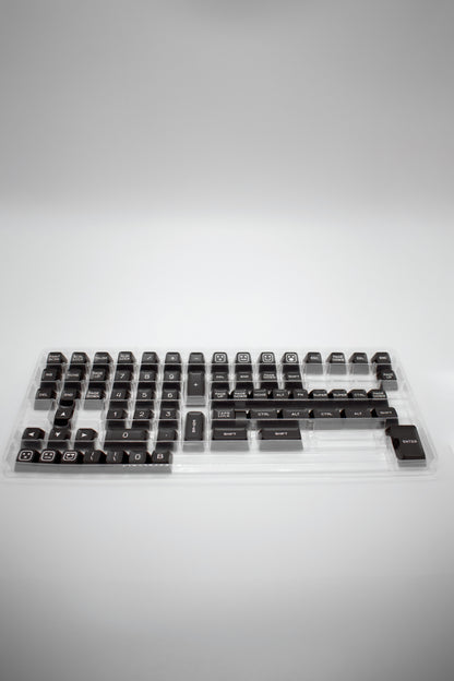 White on Black SA Profile Keycaps Капачки за Механична Клавиатура - TypeHero
