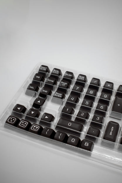 White on Black SA Profile Keycaps Капачки за Механична Клавиатура - TypeHero