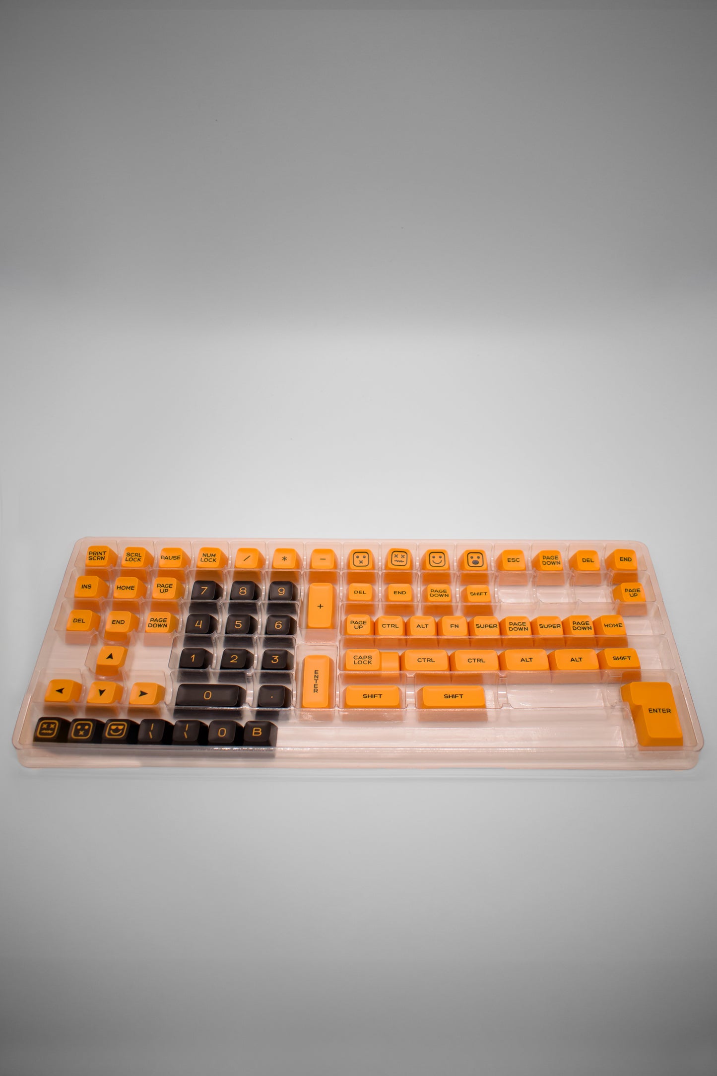 Black and Yellow SA Profile Keycaps Капачки за Механична Клавиатура - TypeHero