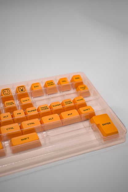 Black and Yellow SA Profile Keycaps Капачки за Механична Клавиатура - TypeHero
