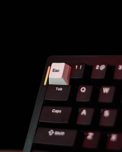 GMK61 (Pre-Built) 60% Компактна Механична Клавиатура с Линейни суичове - TypeHero