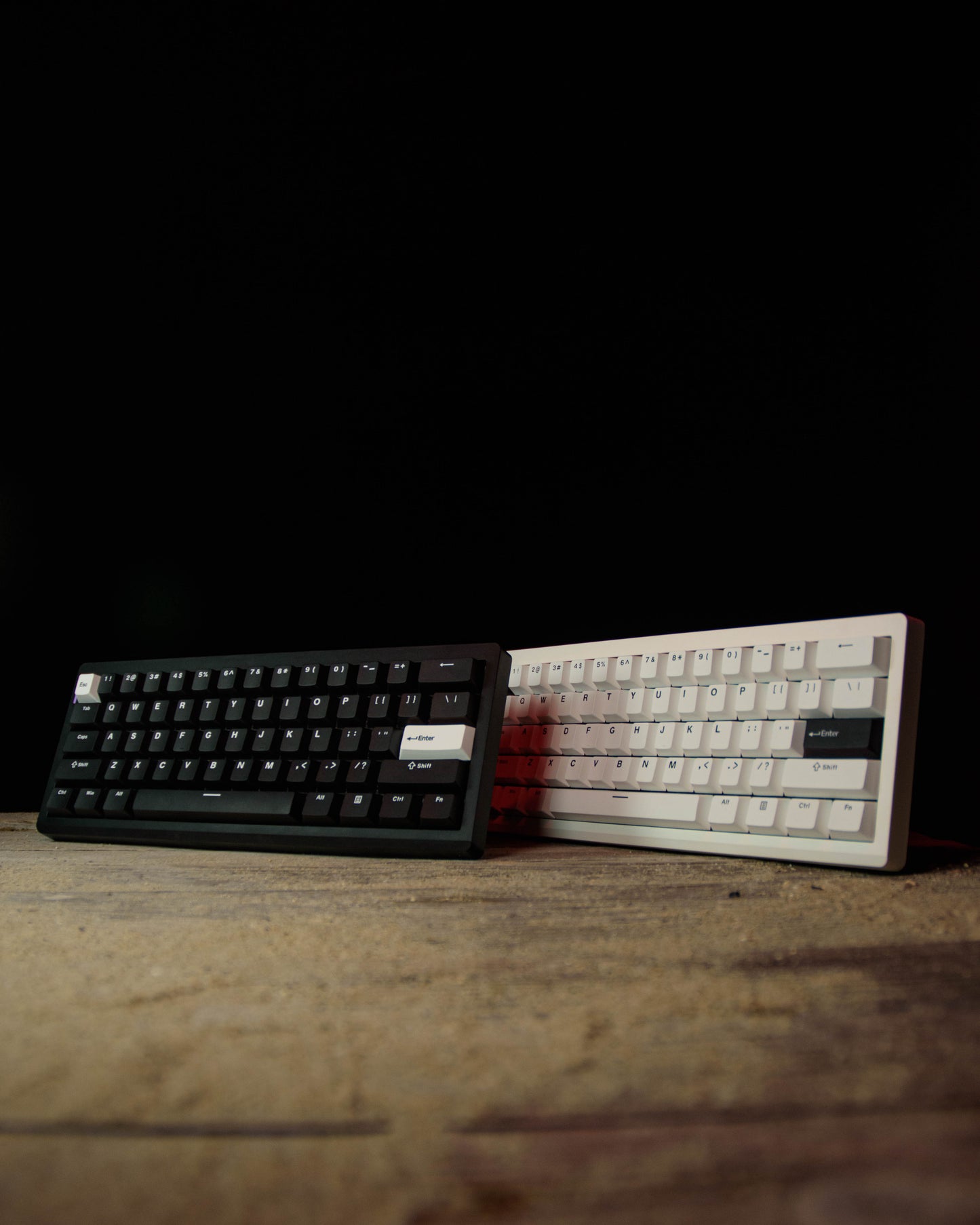 GMK61 (Pre-Built) 60% Компактна Механична Клавиатура с Линейни суичове