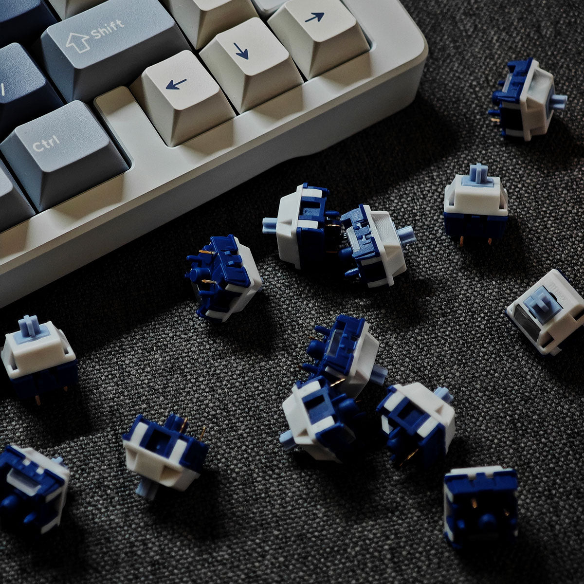 HMX Ice Lotus Heavy Tactile Switch Суичове за Механична Клавиатура Тежки Тактилни (90 броя)