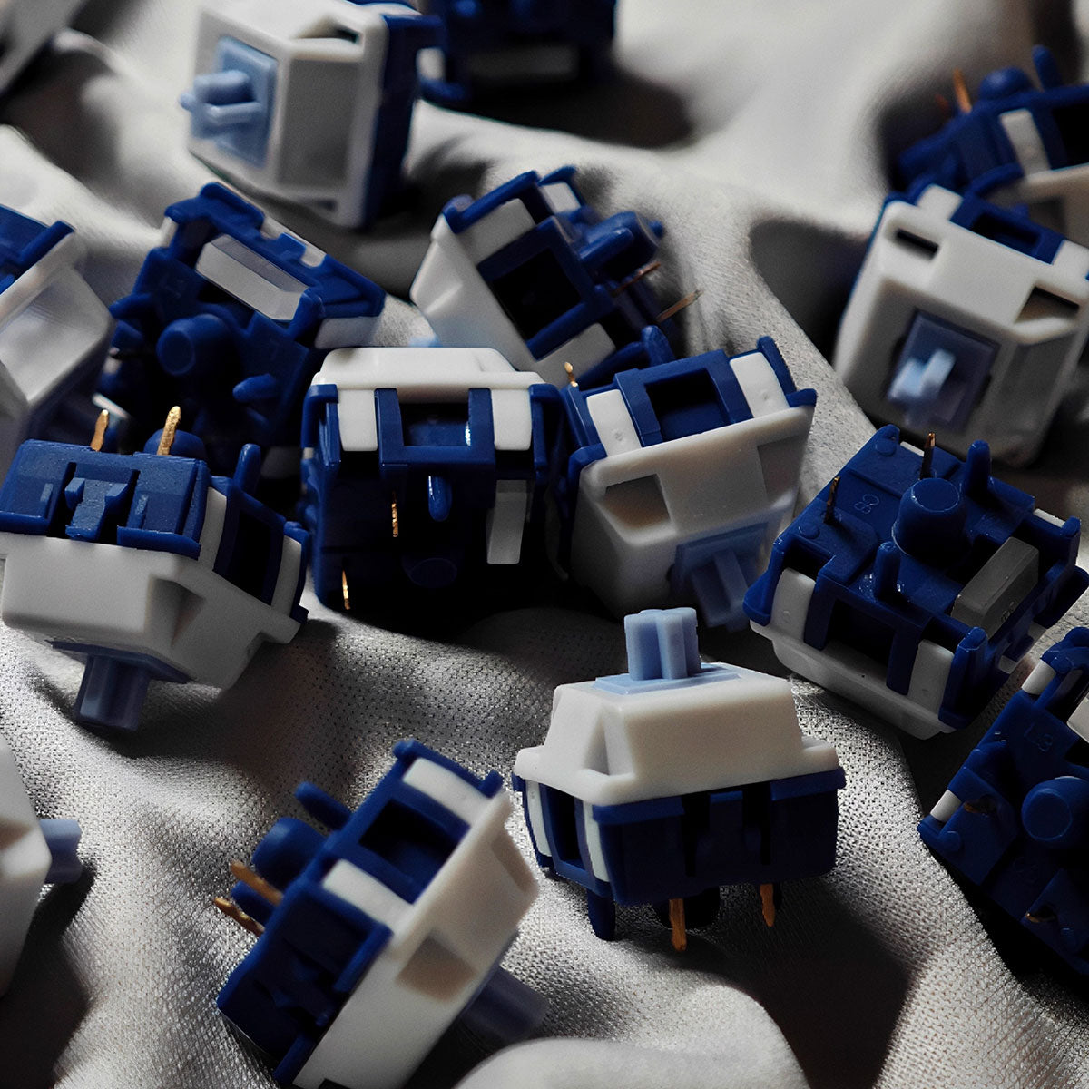 HMX Ice Lotus Heavy Tactile Switch Суичове за Механична Клавиатура Тежки Тактилни (90 броя)