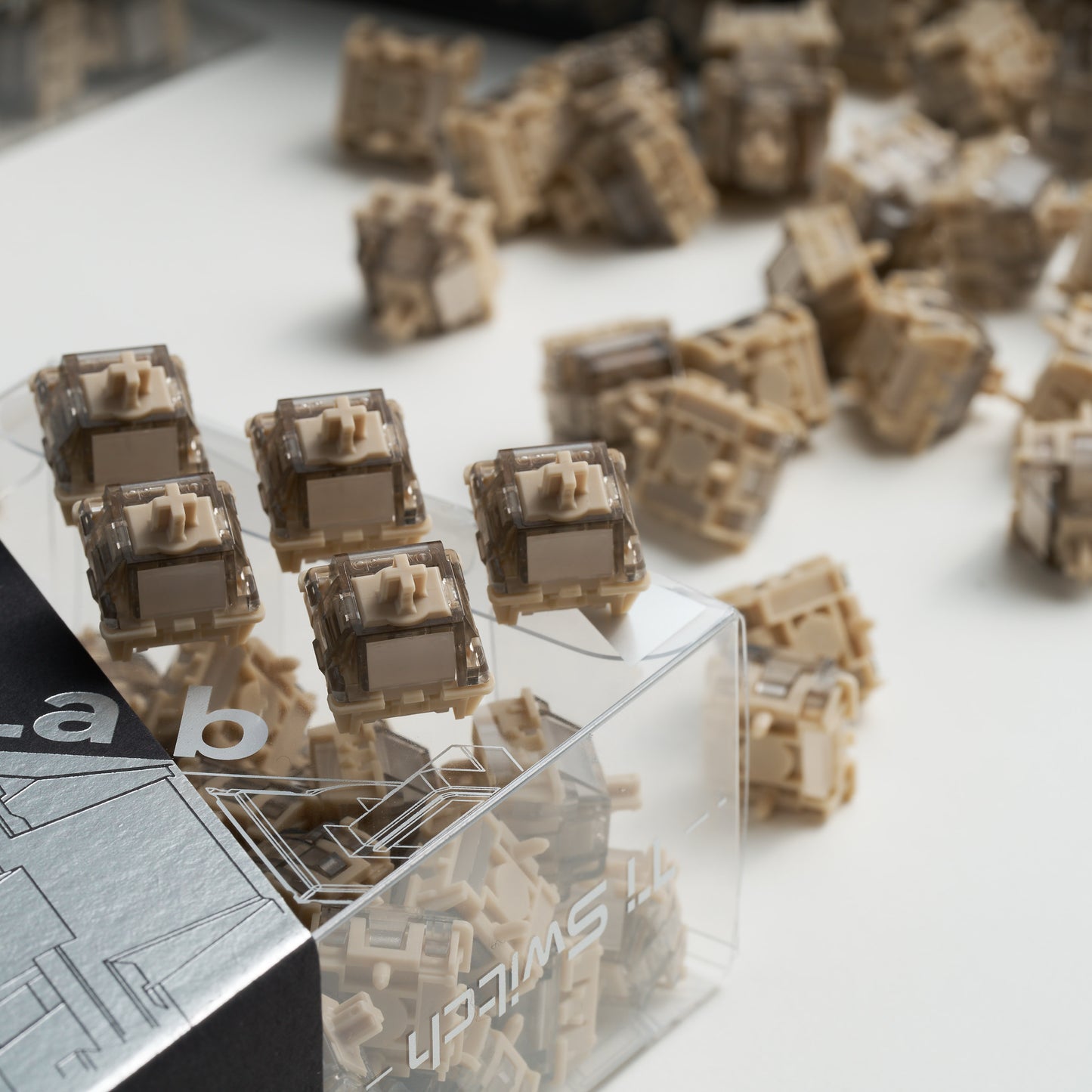 Owlab TI HE Hall Effect Magnetic Switch Магнитни Суичове за Клавиатура (70 броя)