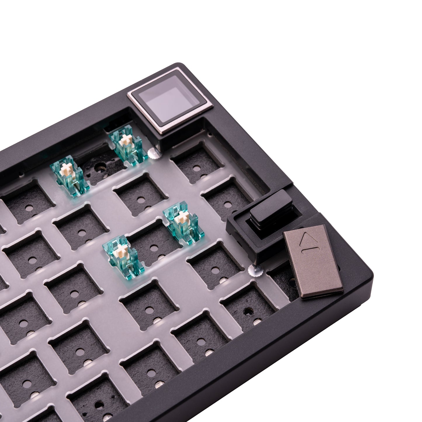 GMK67-S, 65% Компактна Механична Клавиатура с LCD Екран (VIA/QMK)